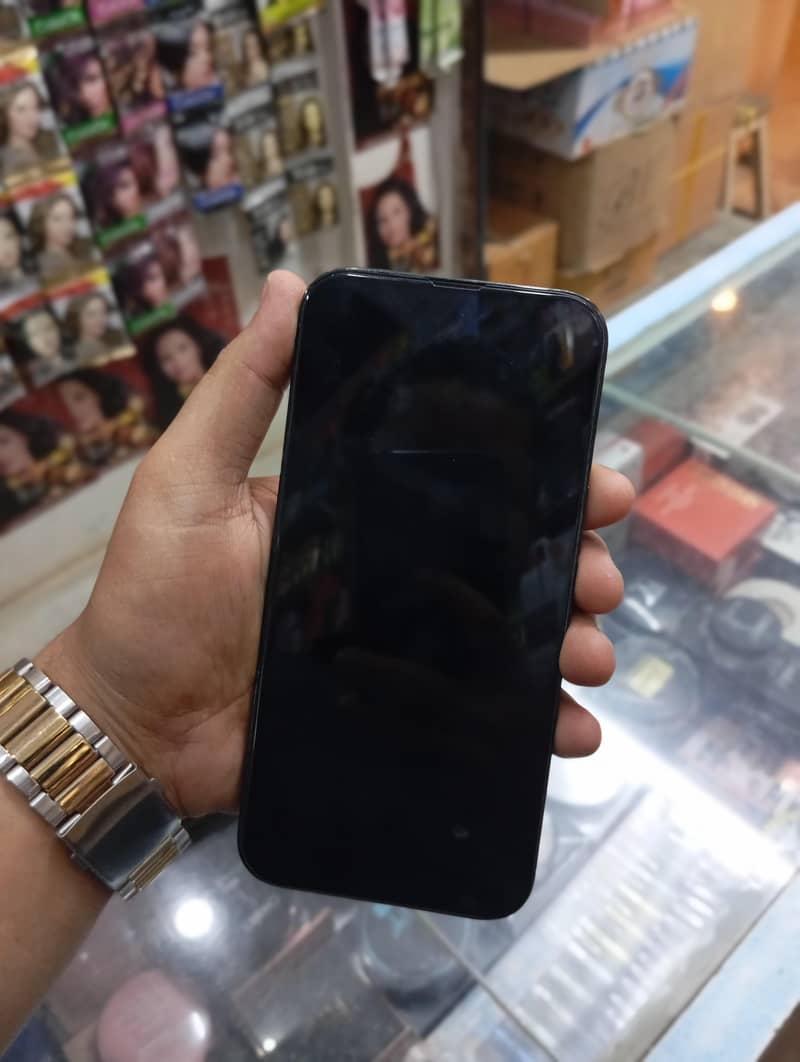 Apple iPhone 14 Pro Max 1