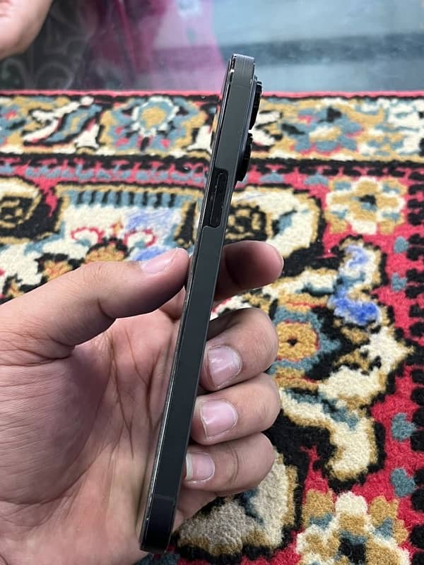 iphone 14 pro max 1