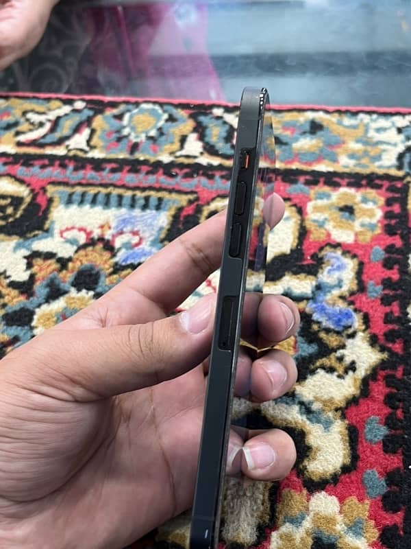 iphone 14 pro max 5
