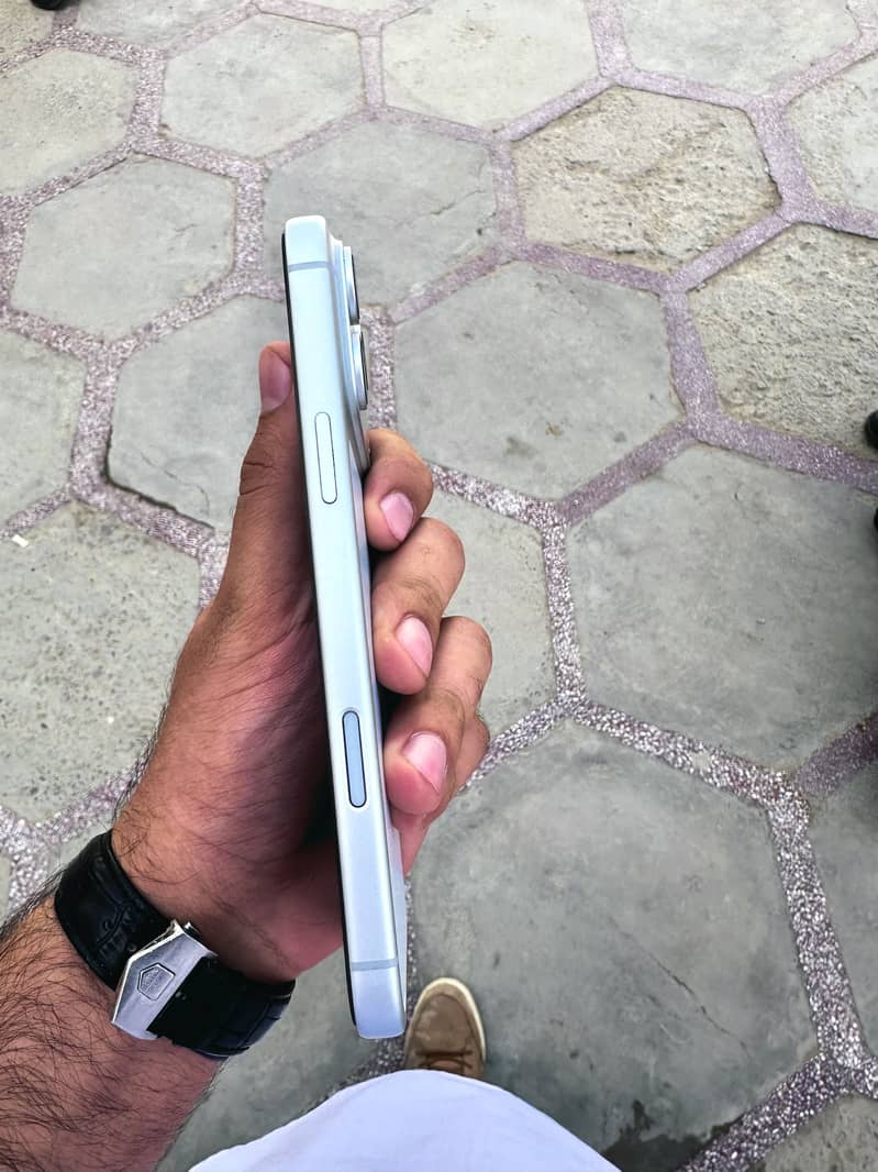 Apple iPhone 17 Pro Max 8