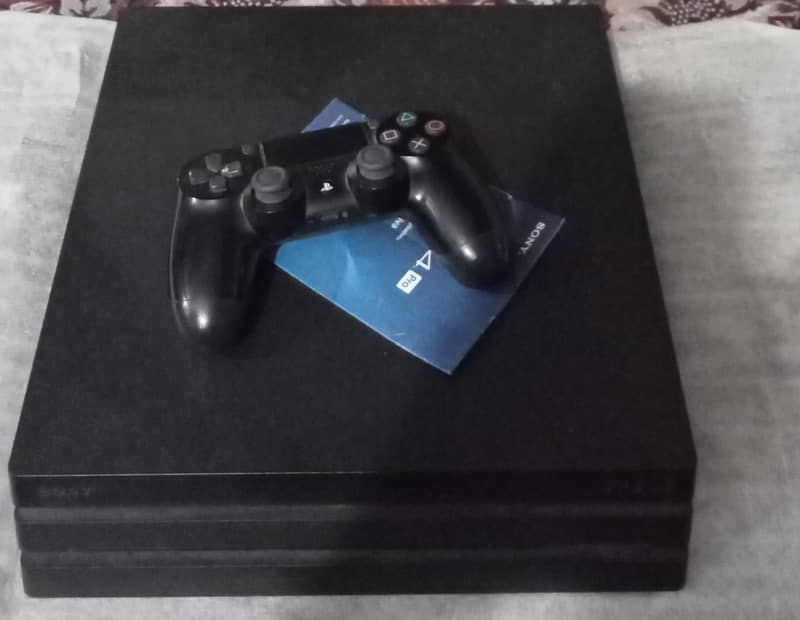 PS4 Pro 1TB 0