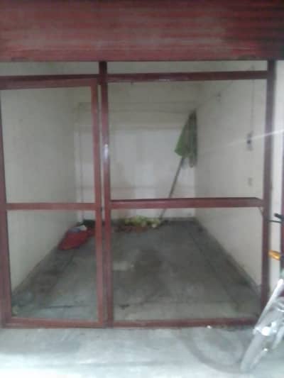 shop frame