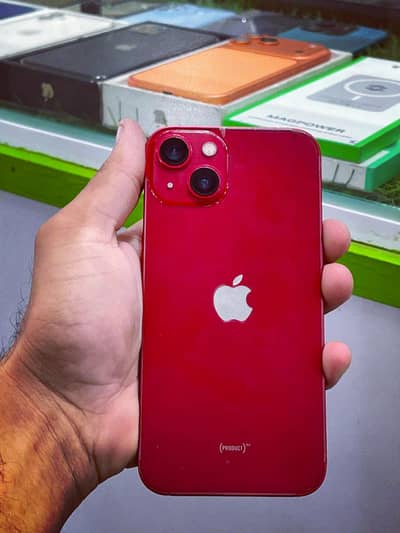 Apple iPhone 13