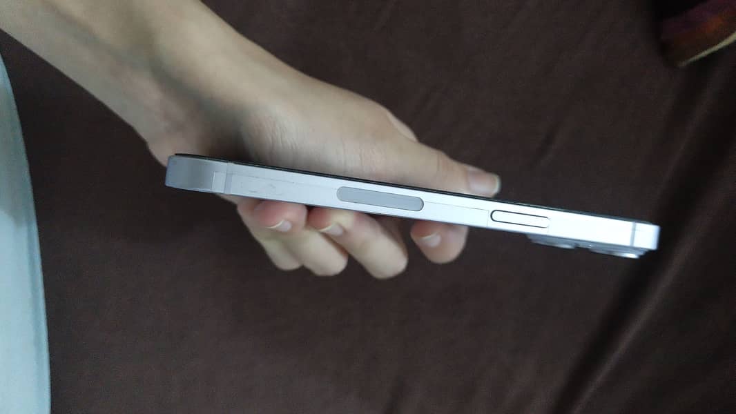 IPHONE 14 JV 3