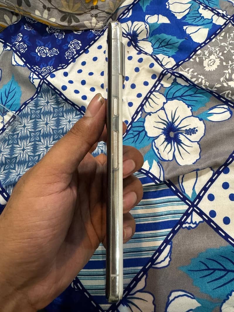 Google Pixel 7 Pro 6