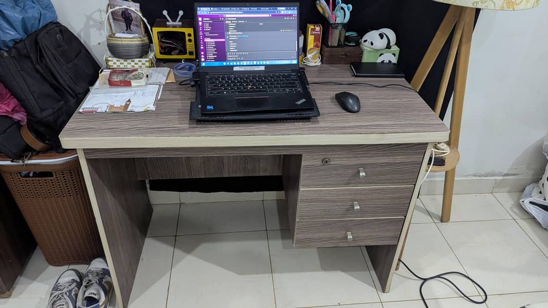 STUDY/GAMING/WORK TABLE 9/10 with drawers 2