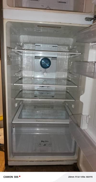 Samsung no frost fridge in good condition