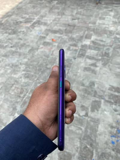 Vivo V20