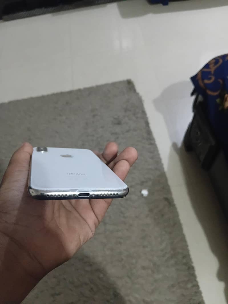 Apple iPhone X 1