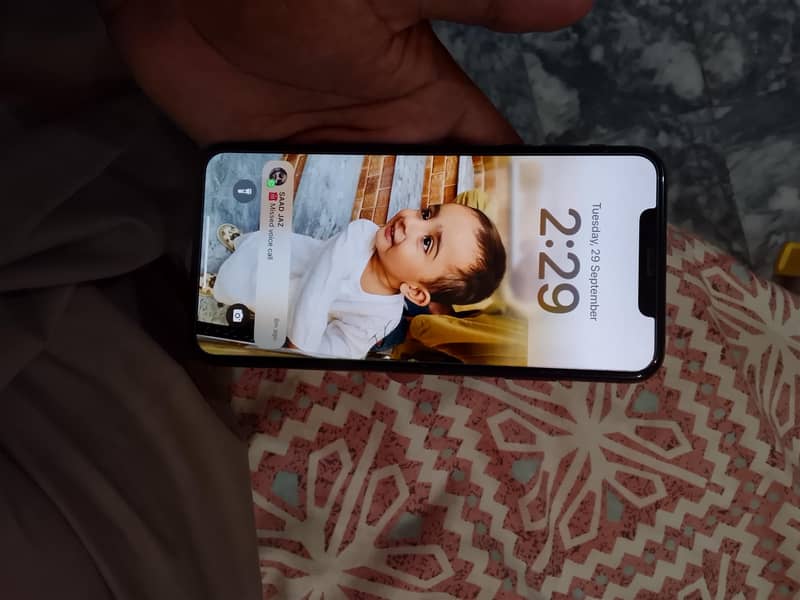 Apple iPhone XS Max 0