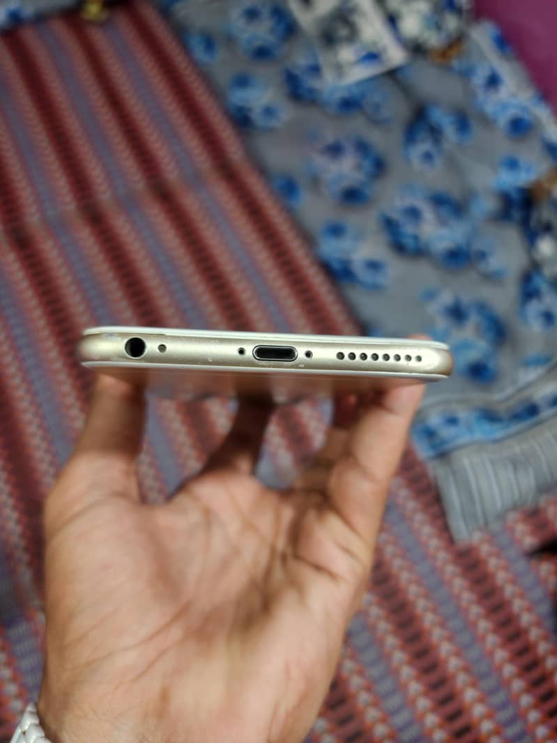 iPhone 6 Plus 2