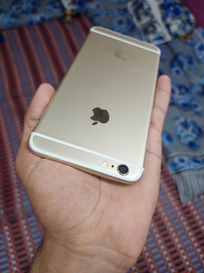 iPhone 6 Plus 4
