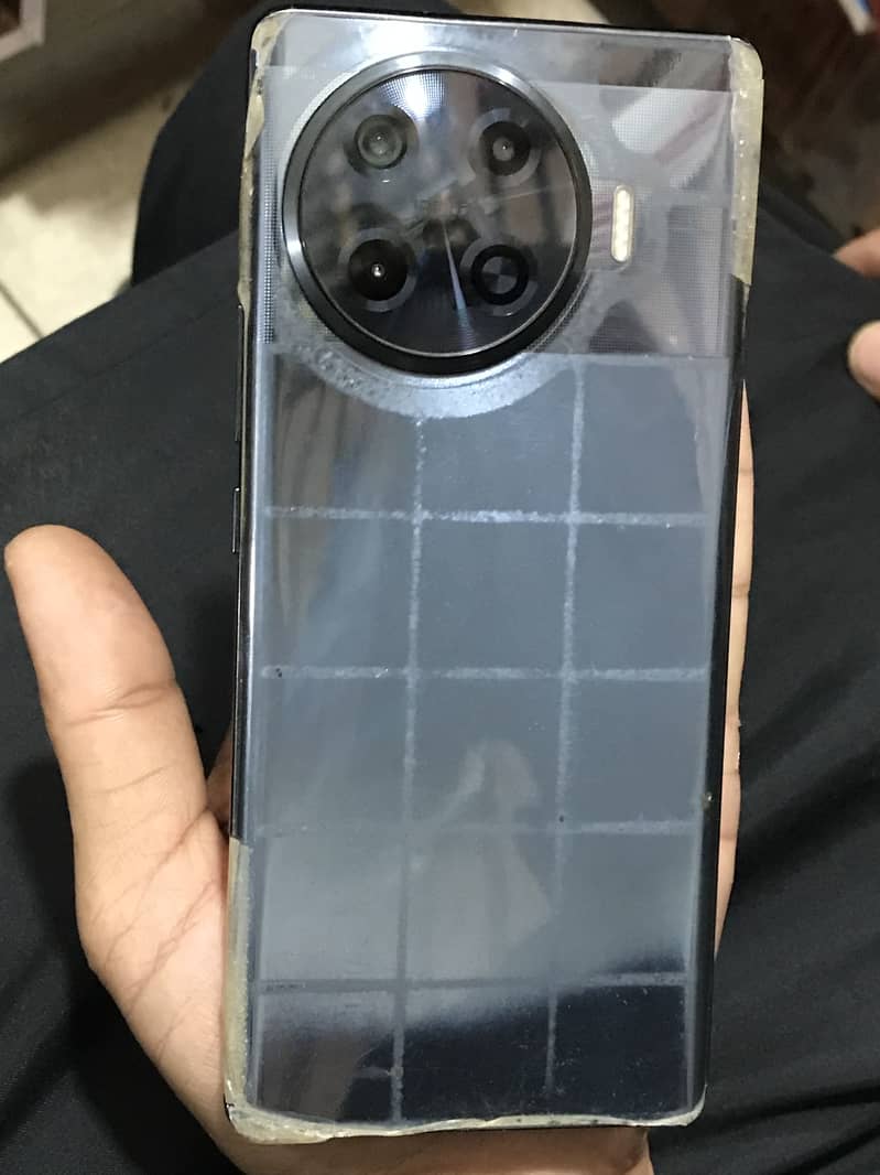 Tecno Spark 20 Pro Plus 5