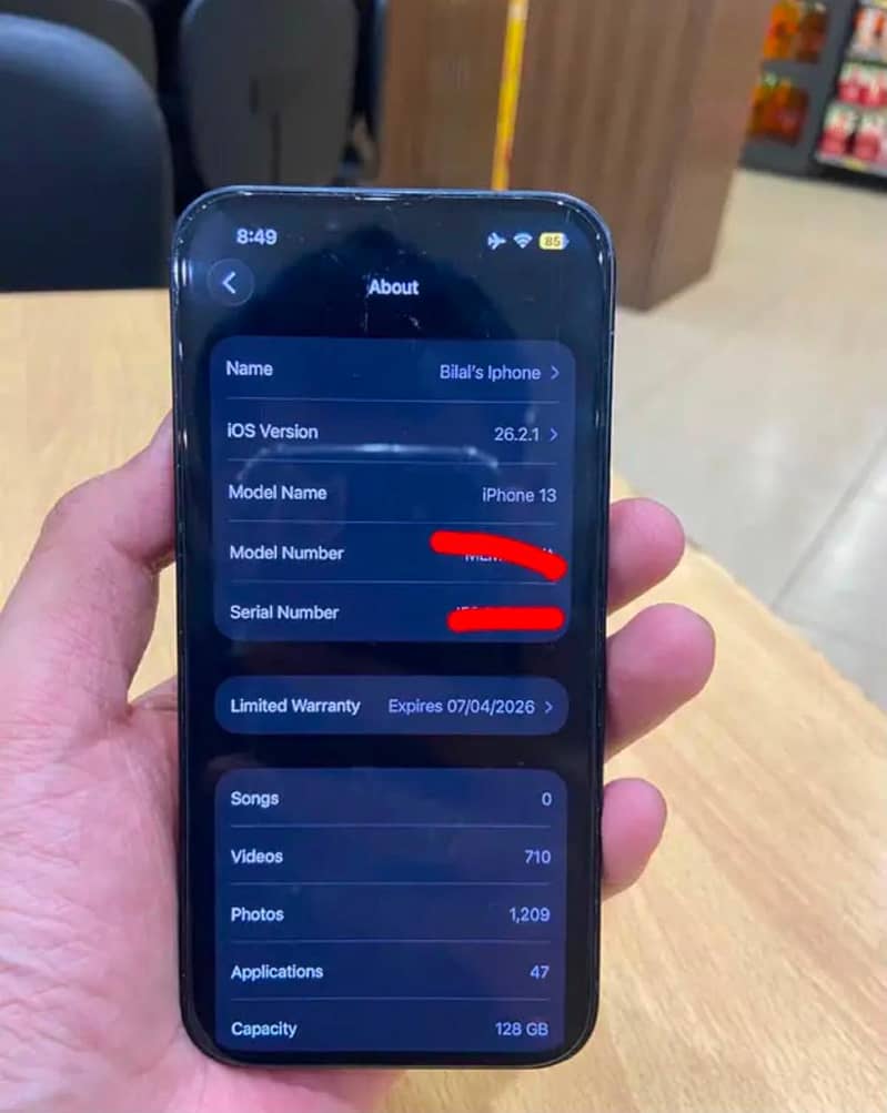 Apple iPhone 13 2