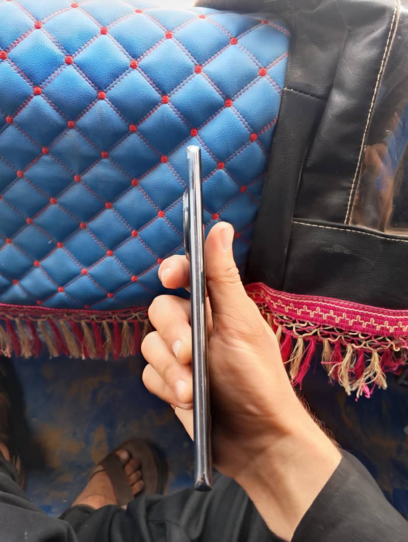 Tecno Spark 20 Pro Plus 3