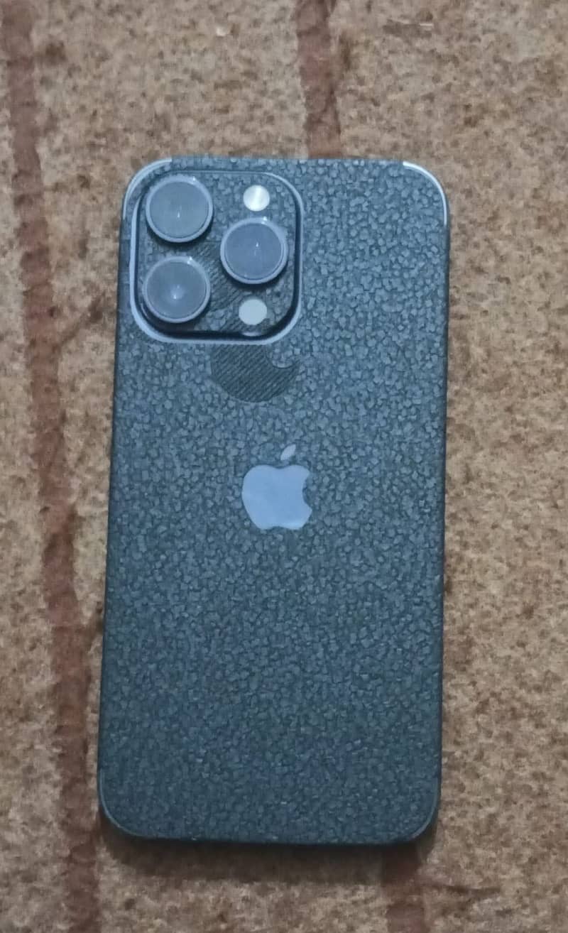 Apple iPhone 14 Pro Max 0