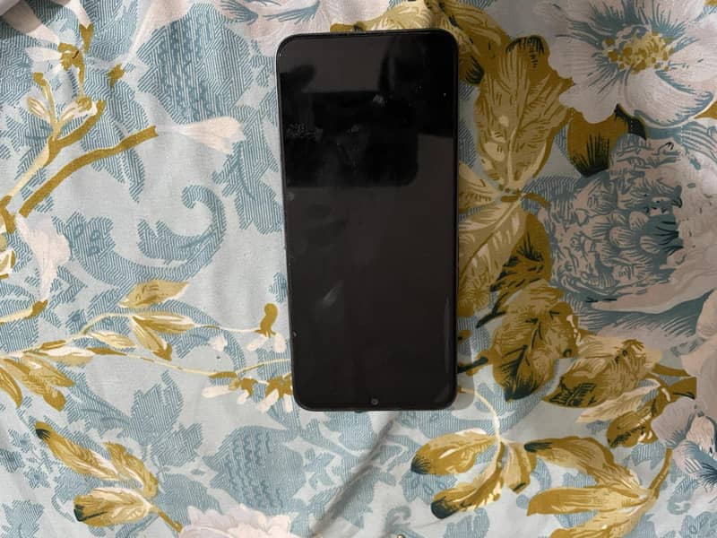 Realme C35 1