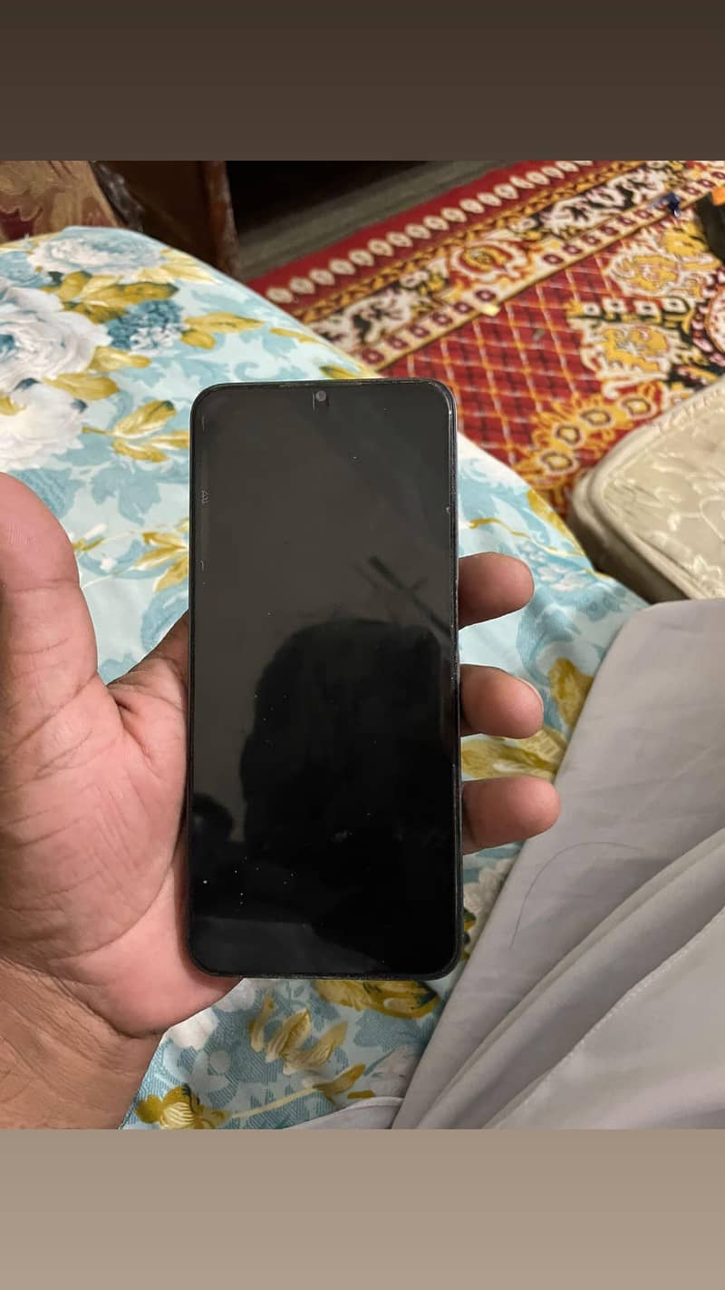 Realme C35 2