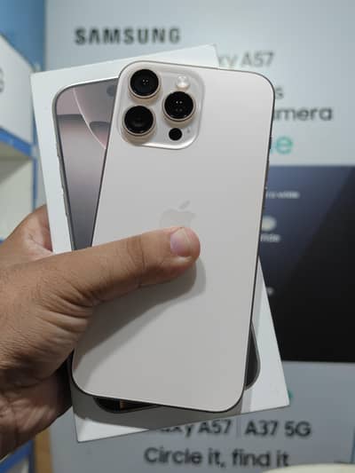 Apple iPhone 16 Pro Max