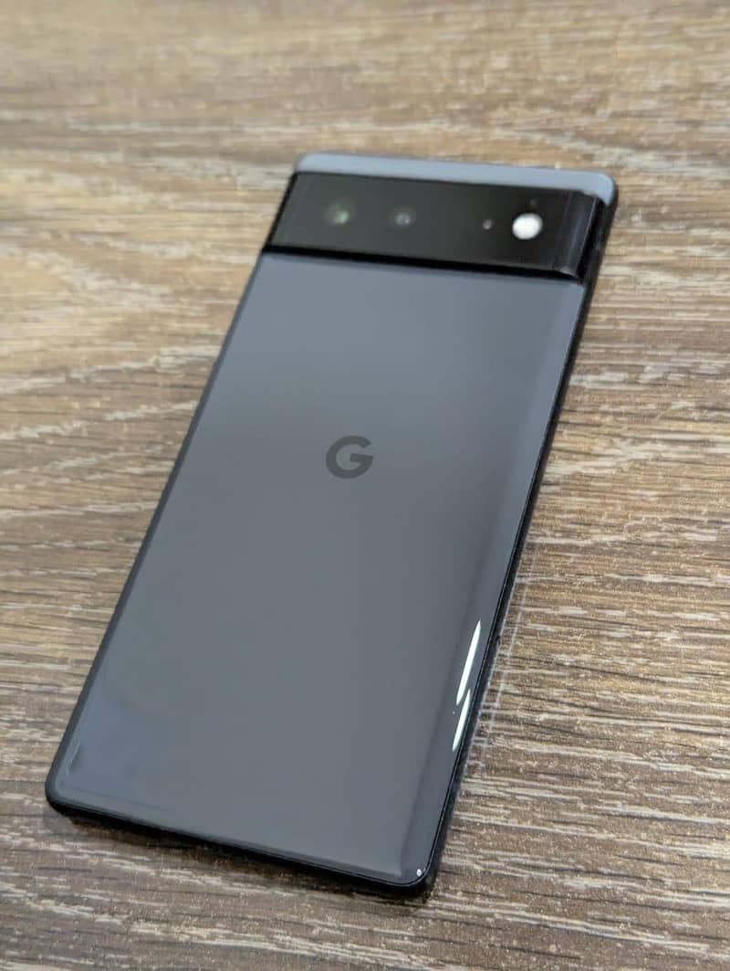 Google Pixel 6 Mint Condition 7