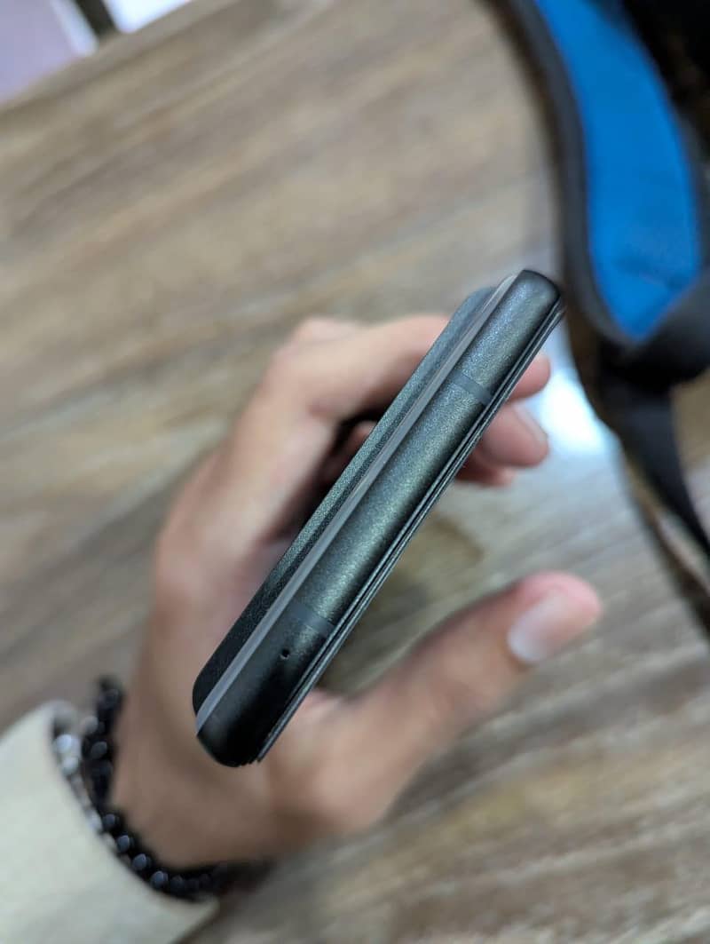 Google Pixel 6 Mint Condition 10