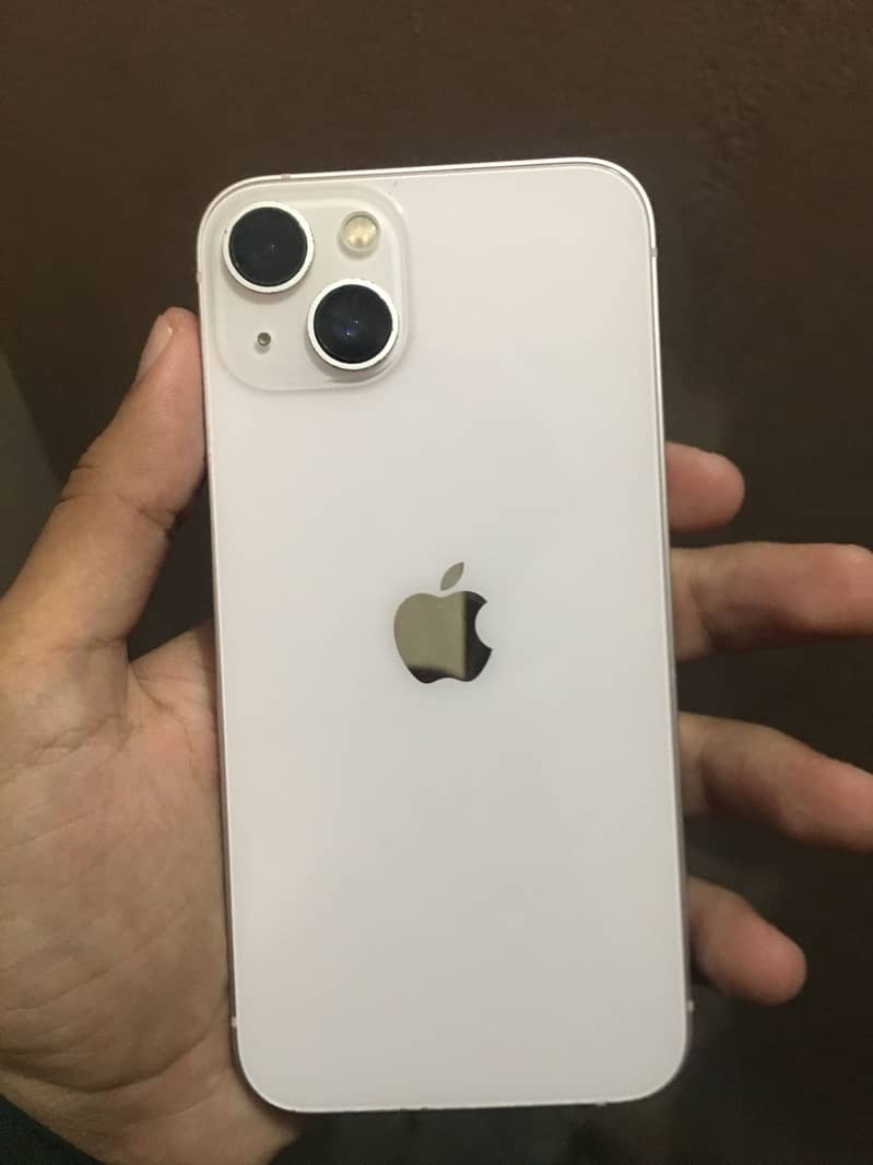 Apple iPhone 13 7
