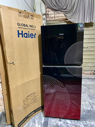 Haier touch smart inverter brand new condition ha olny 2 month uesd