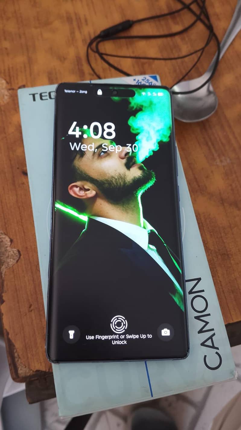 Tecno CAMON 30S 3
