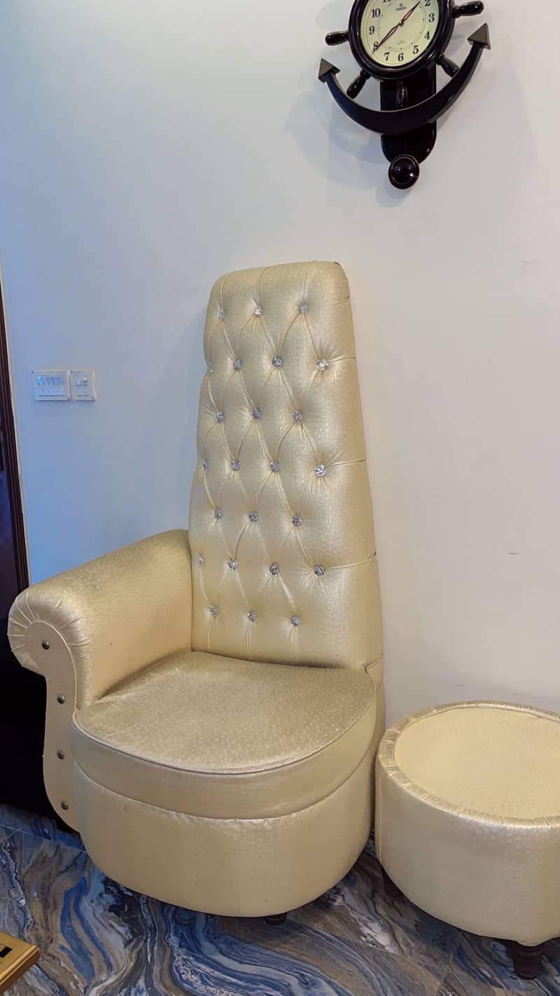 Sofa Chairs 1