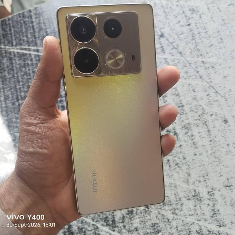 Infinix Note 40 0