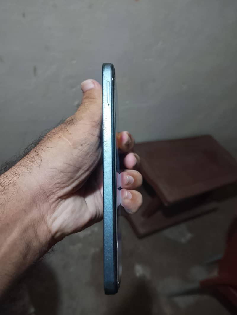 Tecno Spark 20C 4