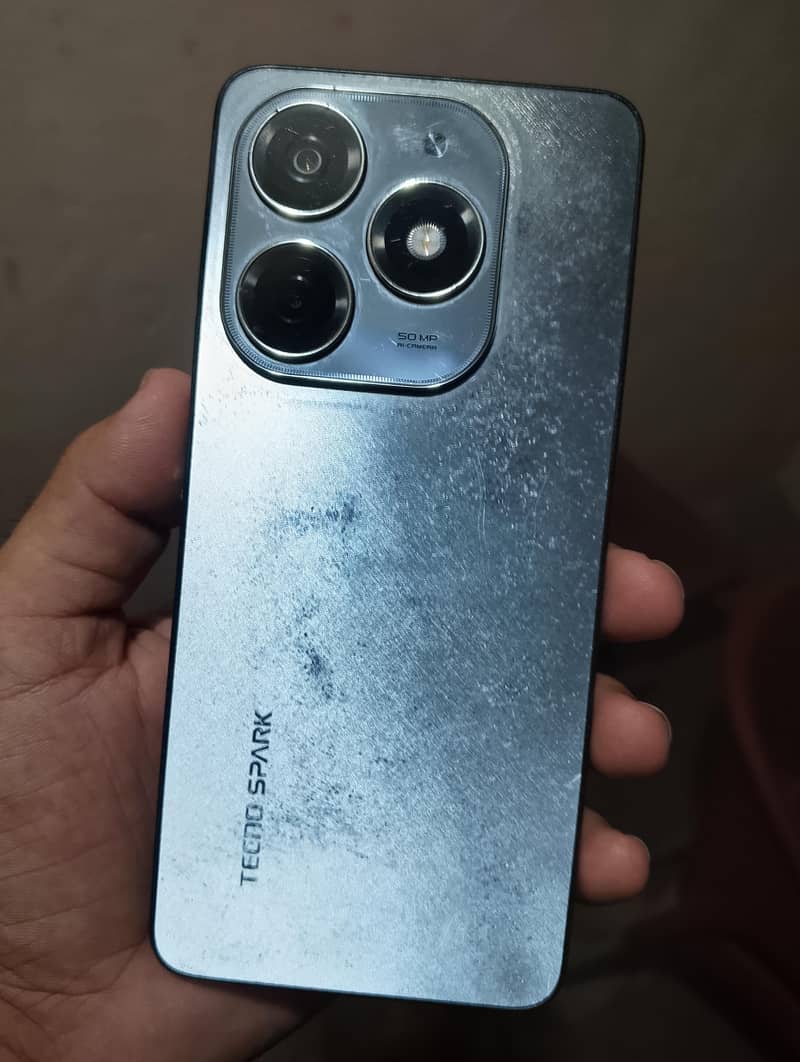 Tecno Spark 20C 7