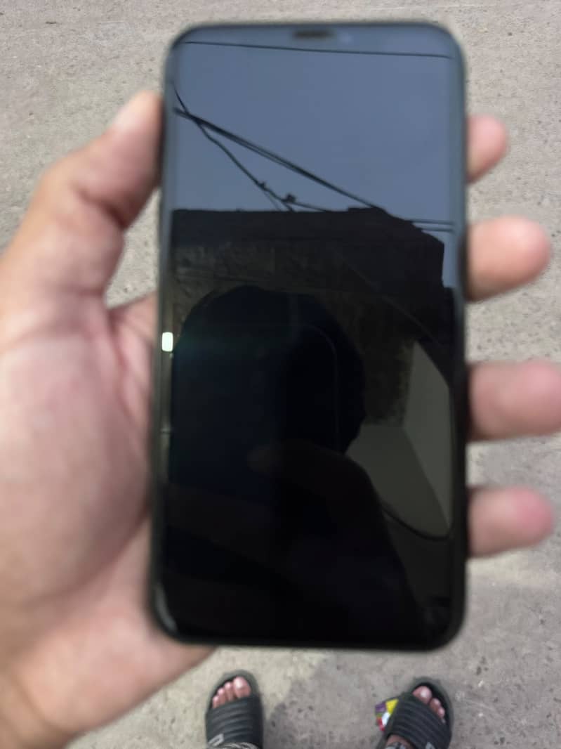 Apple iPhone XS 5