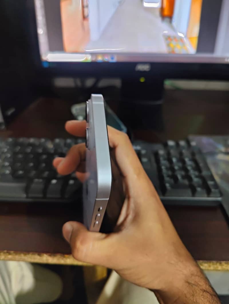 Apple iPhone 14 plus 2