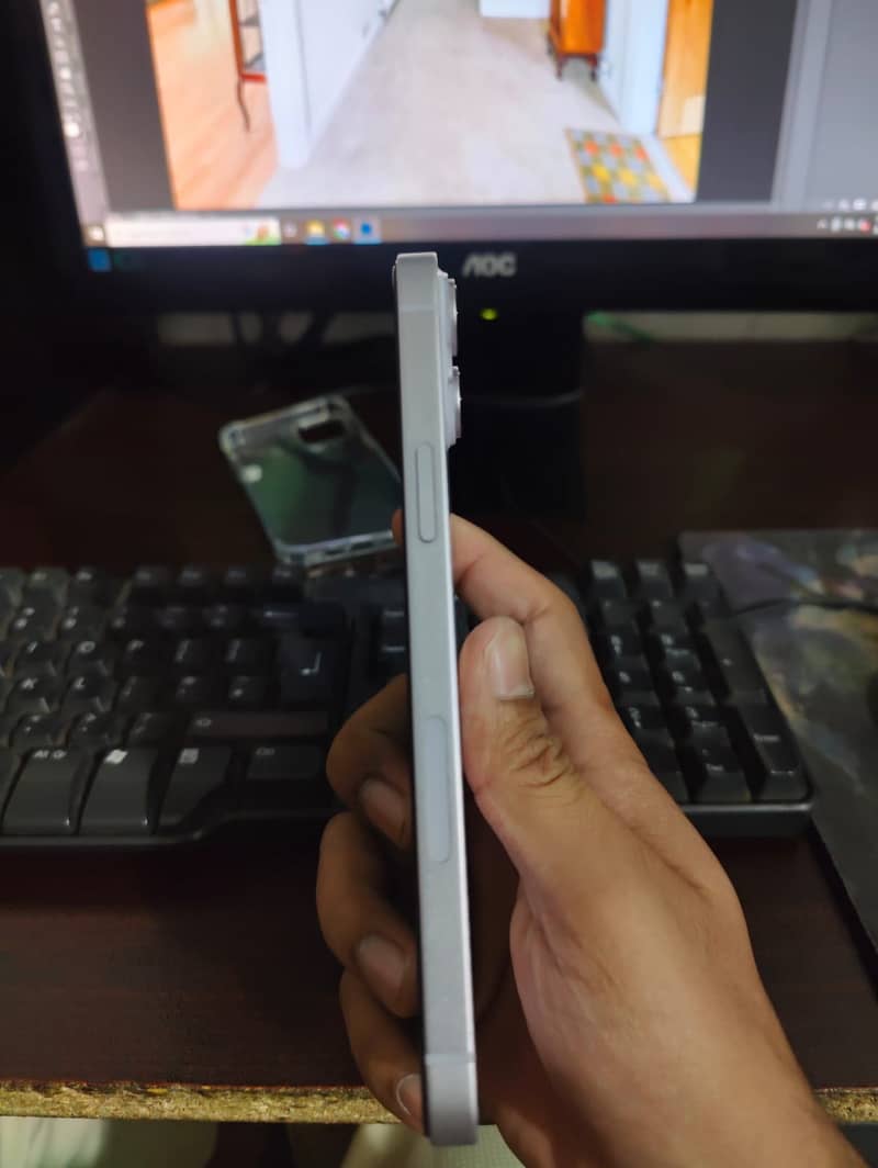 Apple iPhone 14 plus 4