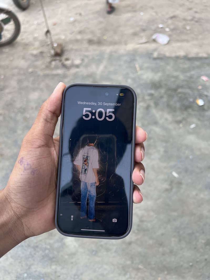 Apple iPhone 14 Pro 4