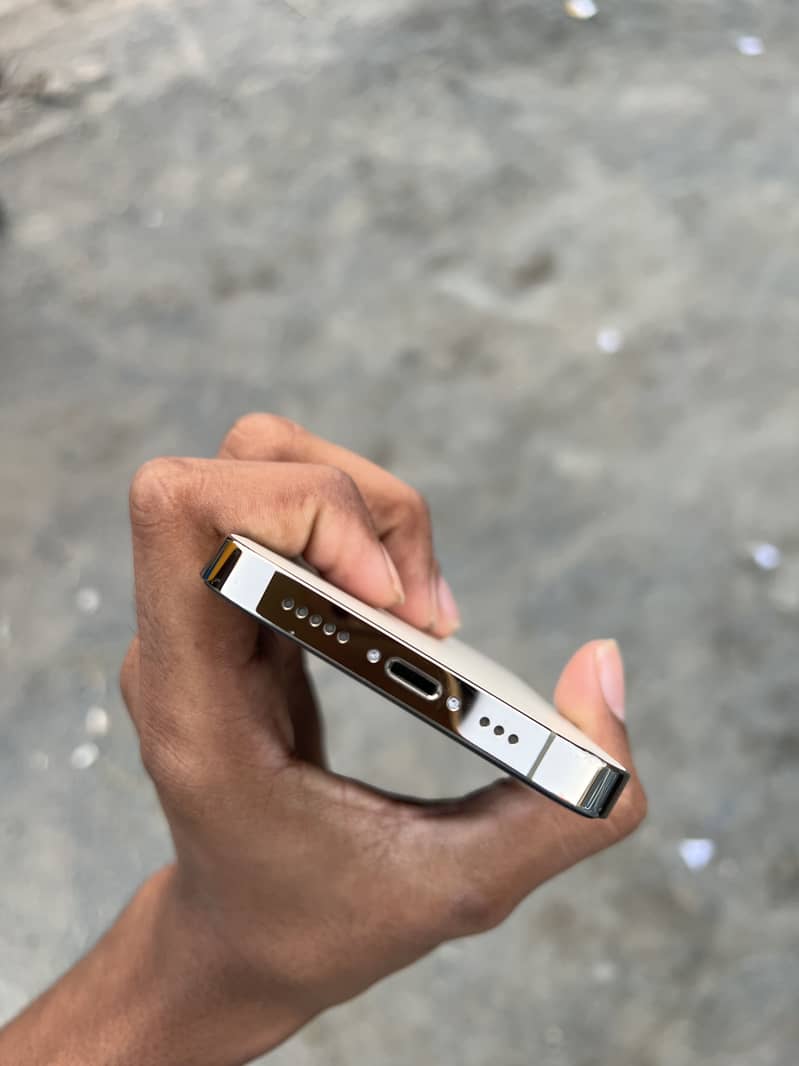 Apple iPhone 14 Pro 6
