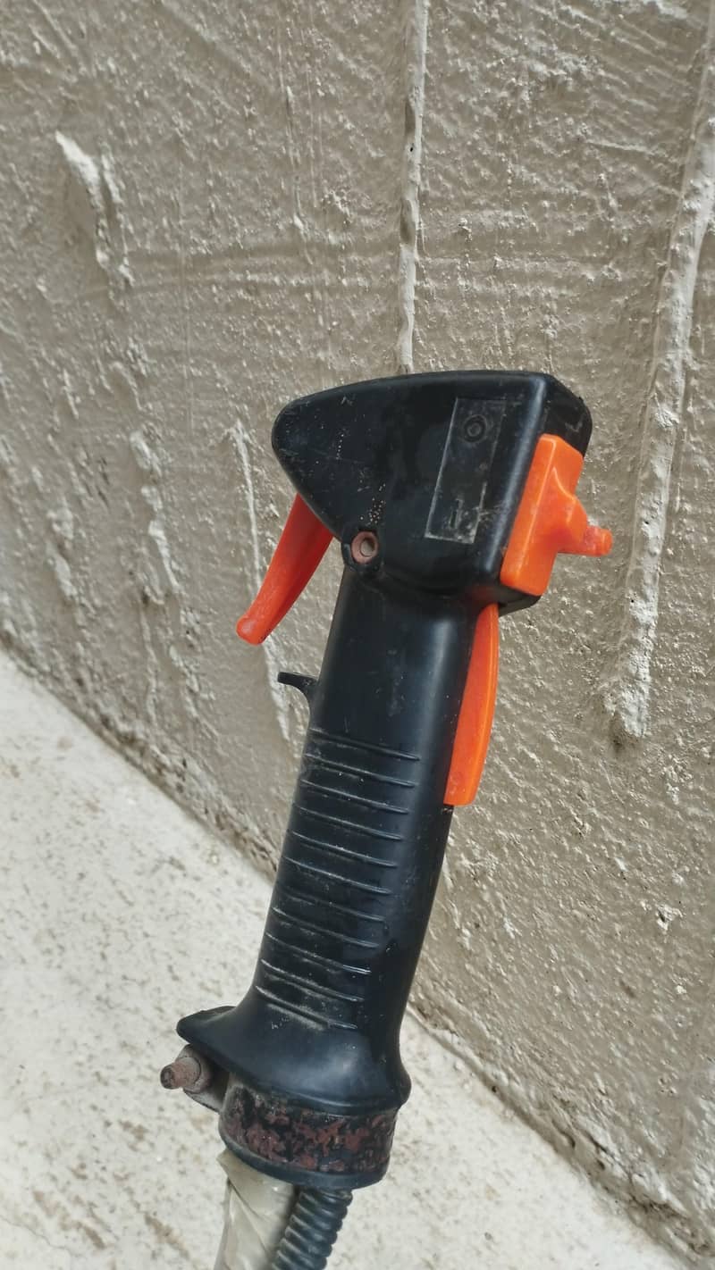 Bush cutter Machine 2
