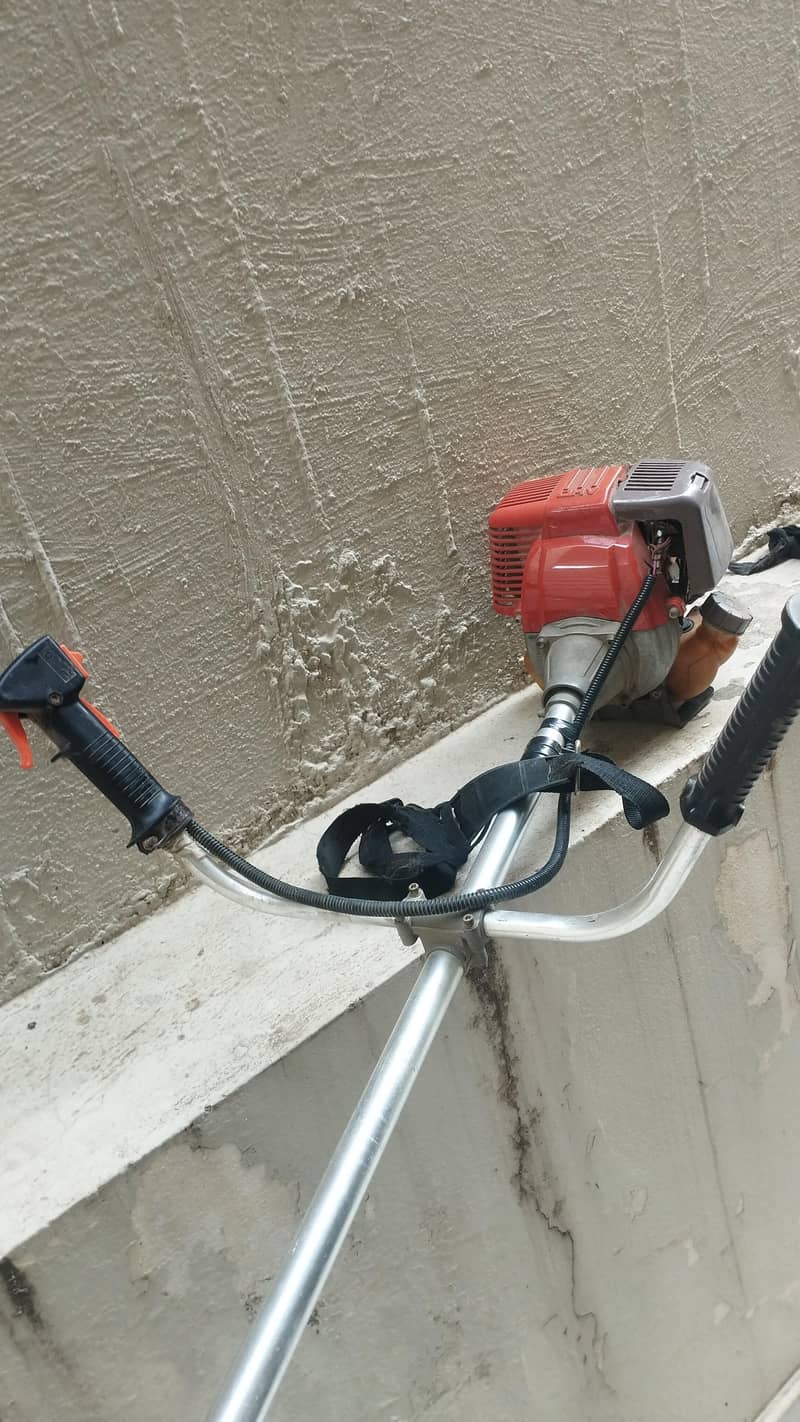 Bush cutter Machine 3