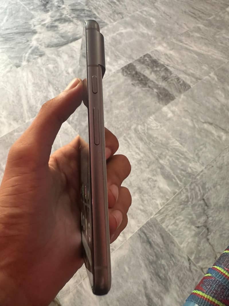 Google Pixel 8 1