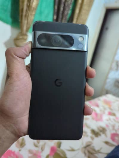 Google Pixel 8 Pro