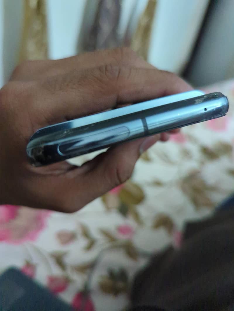 Google Pixel 8 Pro 4