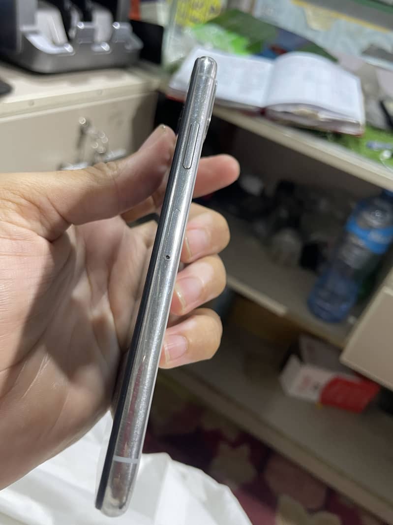 iPhone X 2