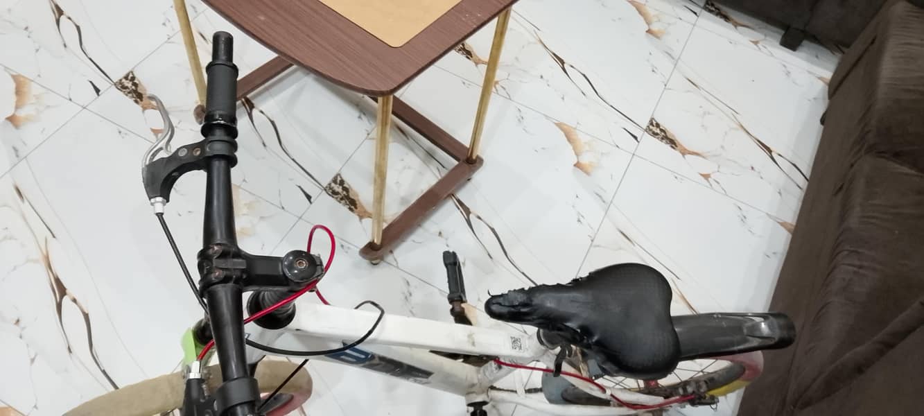 imported cycle desk break 1