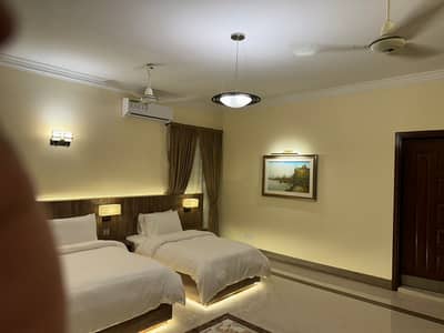 FURNISHED BUNGALOWS AVAILABLE ON RENT