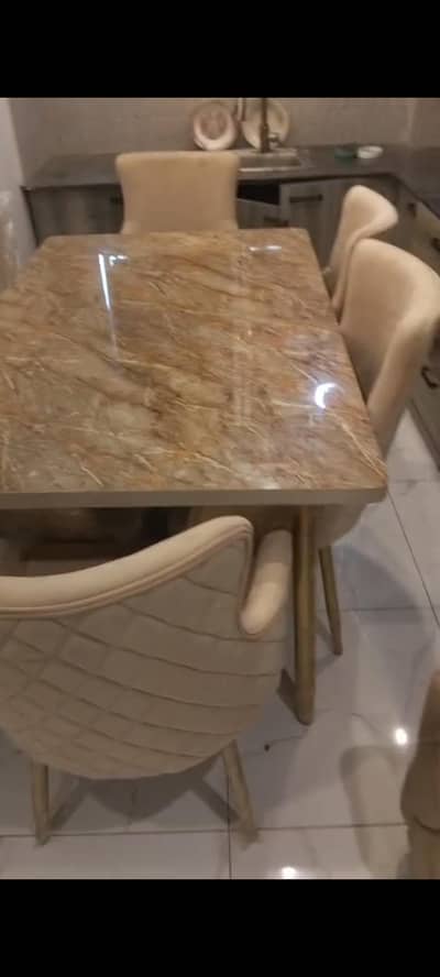 dining table all ok hy