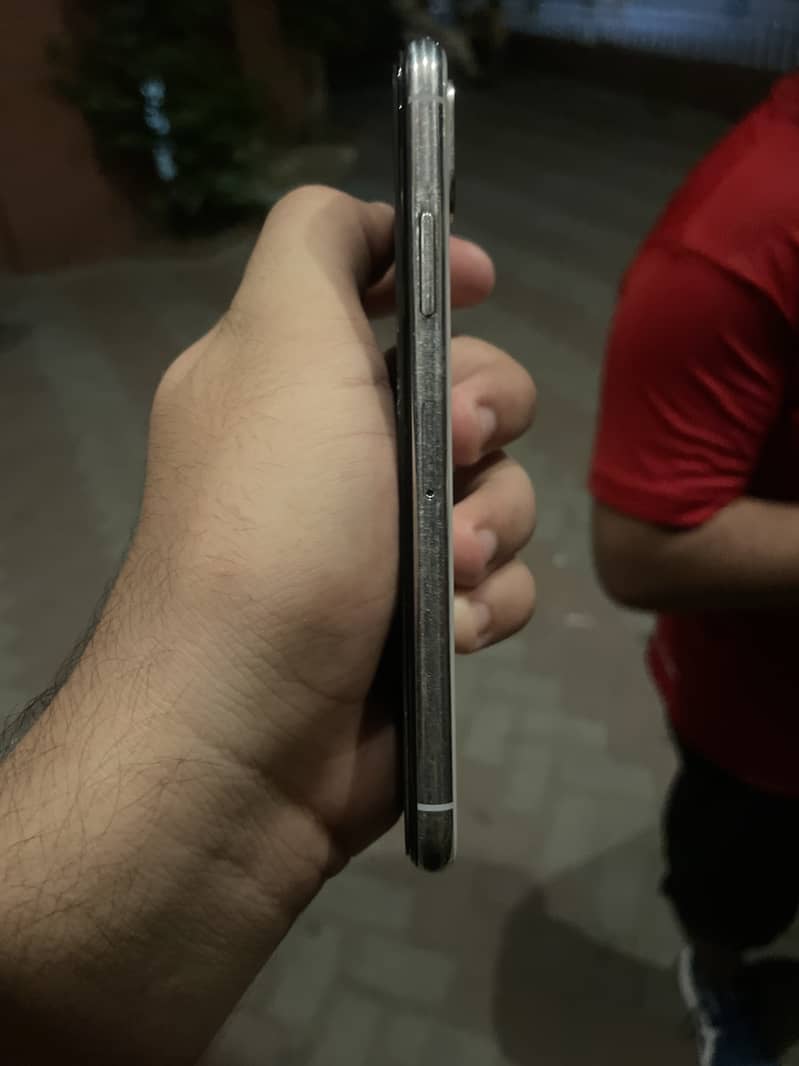 Apple iPhone X 1