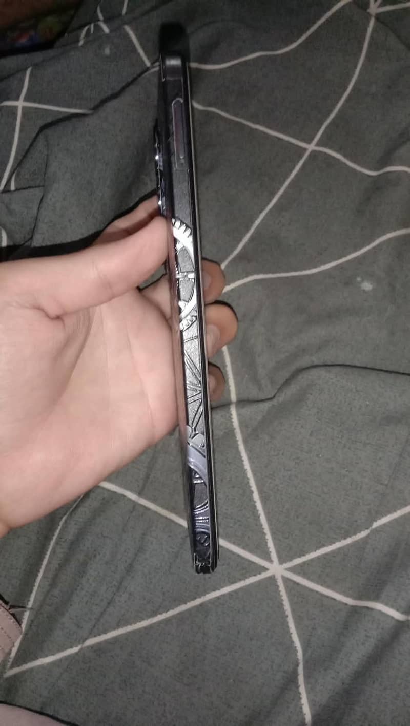 Itel S25 1