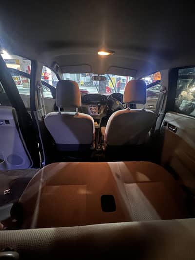 Daihatsu Mira 2012