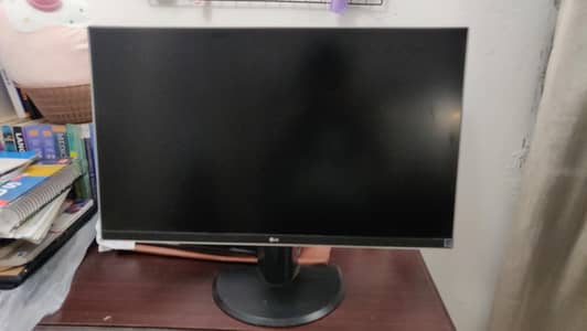 LG 27MU88-W for sale